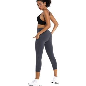 Gray Bubblelime Capri Leggings
